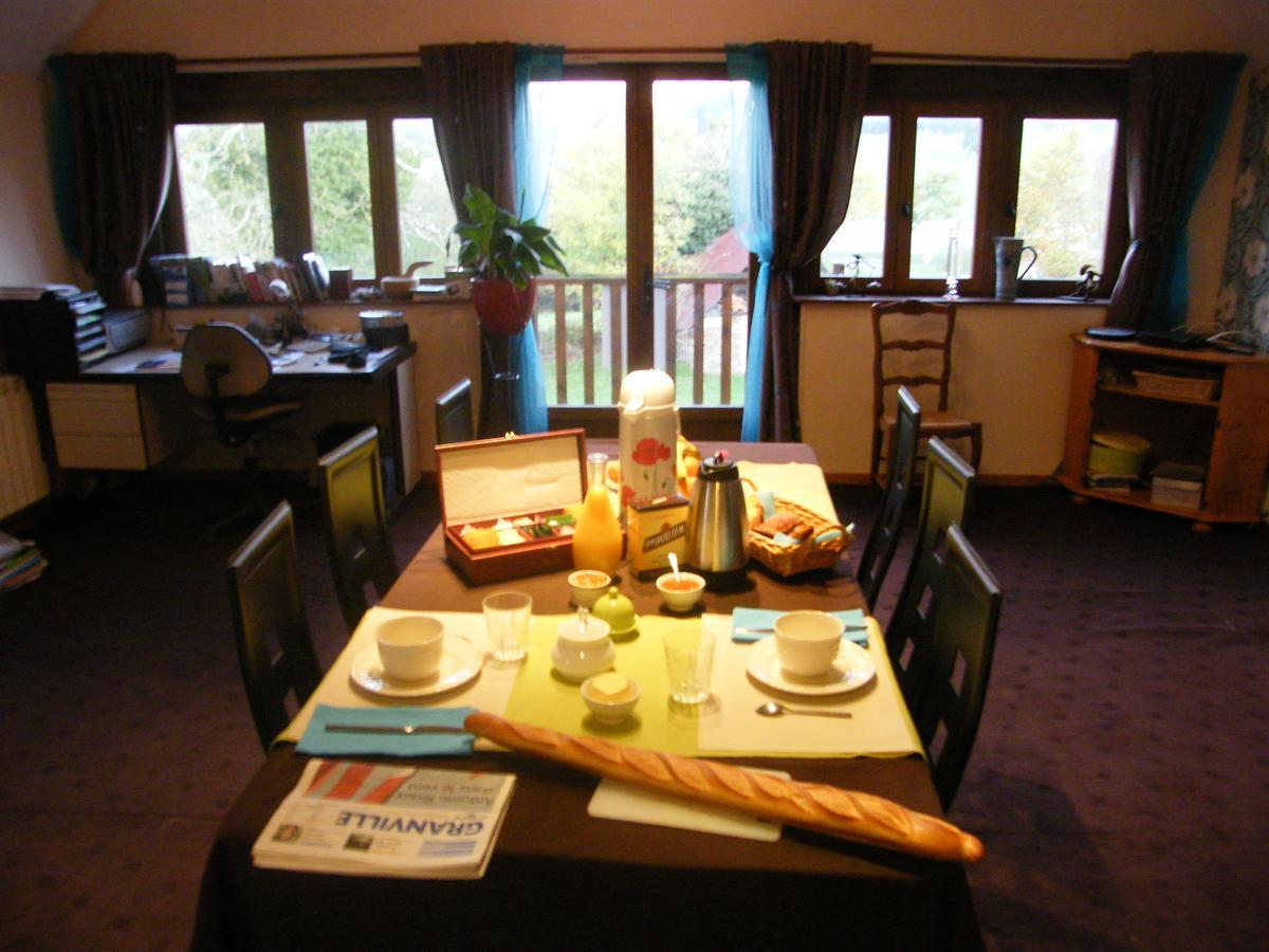 La Ferme De Montaigu Bed & Breakfast Bagian luar foto