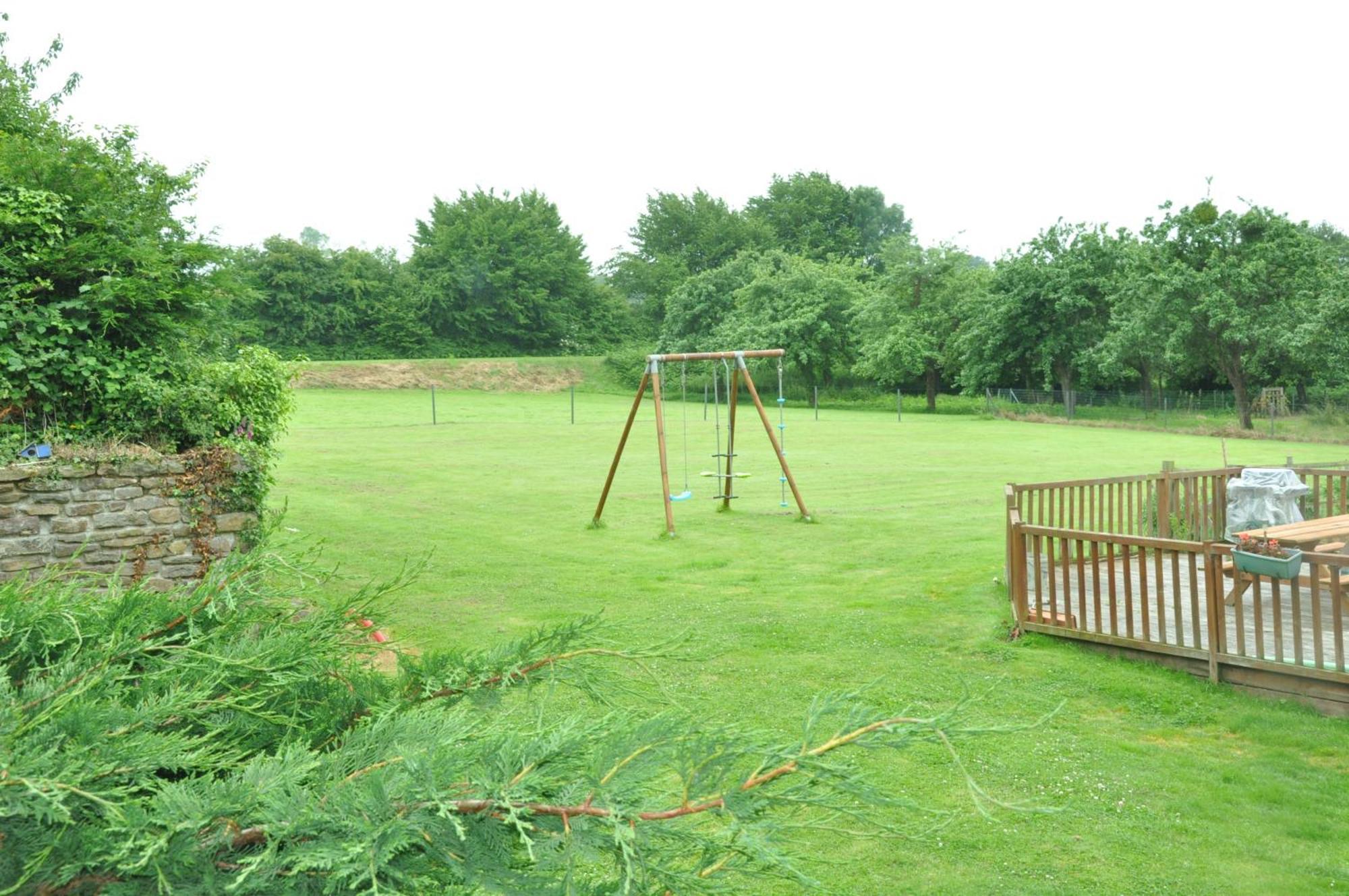 La Ferme De Montaigu Bed & Breakfast Bagian luar foto