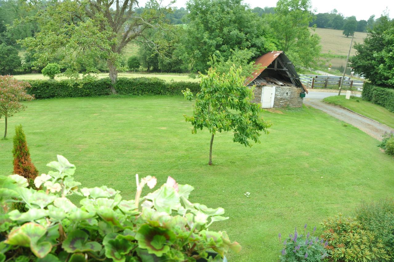 La Ferme De Montaigu Bed & Breakfast Bagian luar foto